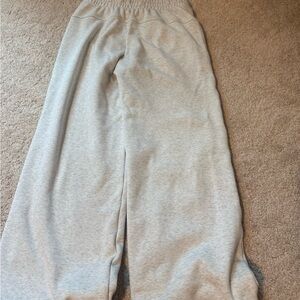 Grey wideleg athleta sweatpants